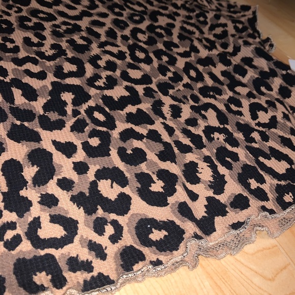 Cheetah Print Crop Top! - Picture 2 of 3